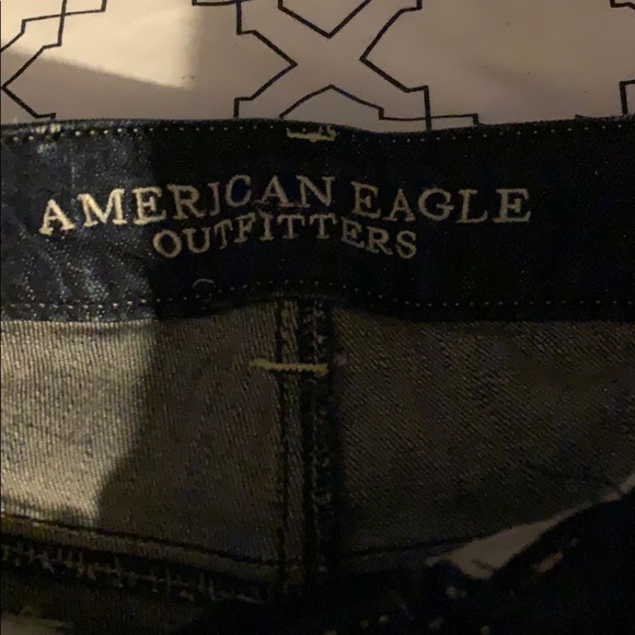 Two pairs of high waisted jean shorts - Picture 4 of 6